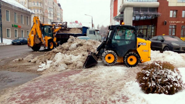 С липецких дорог за неделю вывезли более 43 тысяч кубометров снега