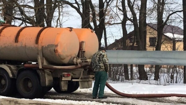 В Липецке коммунальщики объявили войну ассенизаторам–«пиратам»