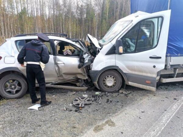 36-летний водитель погиб в лобовом ДТП на трассе Екатеринбург - Серов