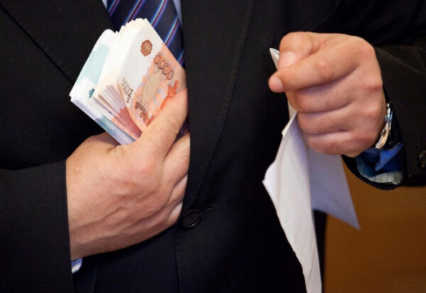 Глава Нальчика в прошлом году заработал меньше своего зама почти на 2,5 млн рублей