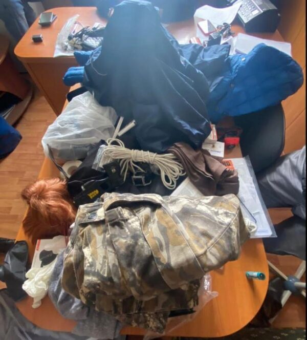 В Екатеринбурге полиция задержала гражданку США по подозрению в поджоге дорогой иномарки