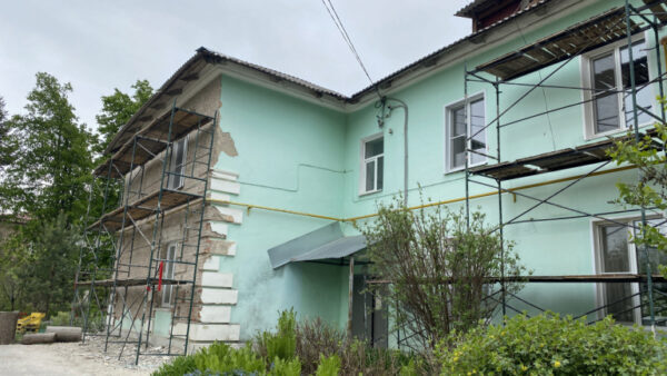 В Ельце начался капремонт домов на улице Коммунаров