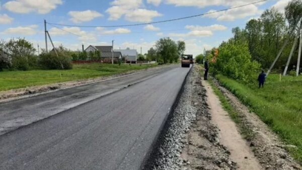 В Липецкой области ремонтируют новый участок дороги