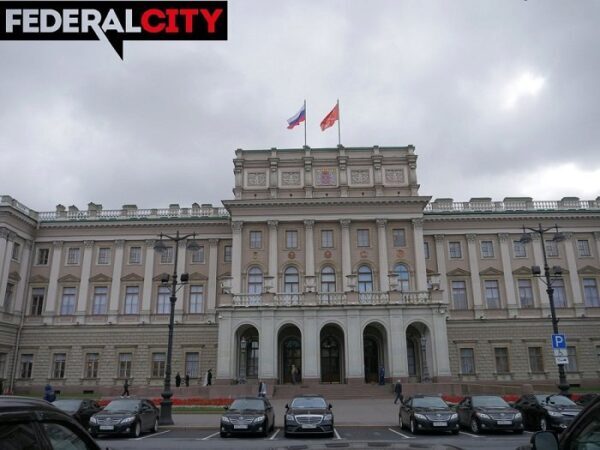 Петербургские депутаты выступают за более справедливый способ оплаты вывоза мусора