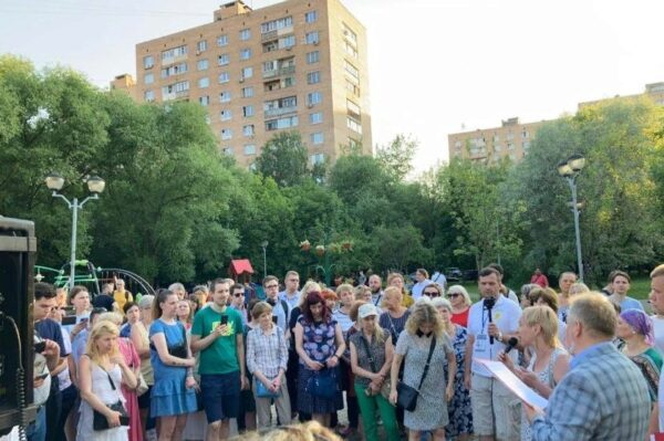 Жители ВАО Москвы выступили против планов закрытия больницы им. Е.О. Мухина (бывшей ГКБ №70)