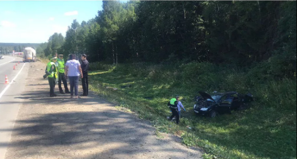 16-летняя девушка погибла и три человека пострадали в ДТП на трассе Пермь-Екатеринбург