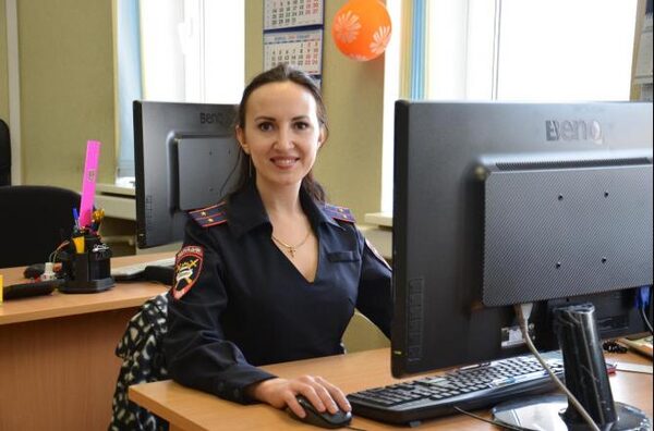 Уральская полицейская спасла ребенка, тонувшего в бассейне