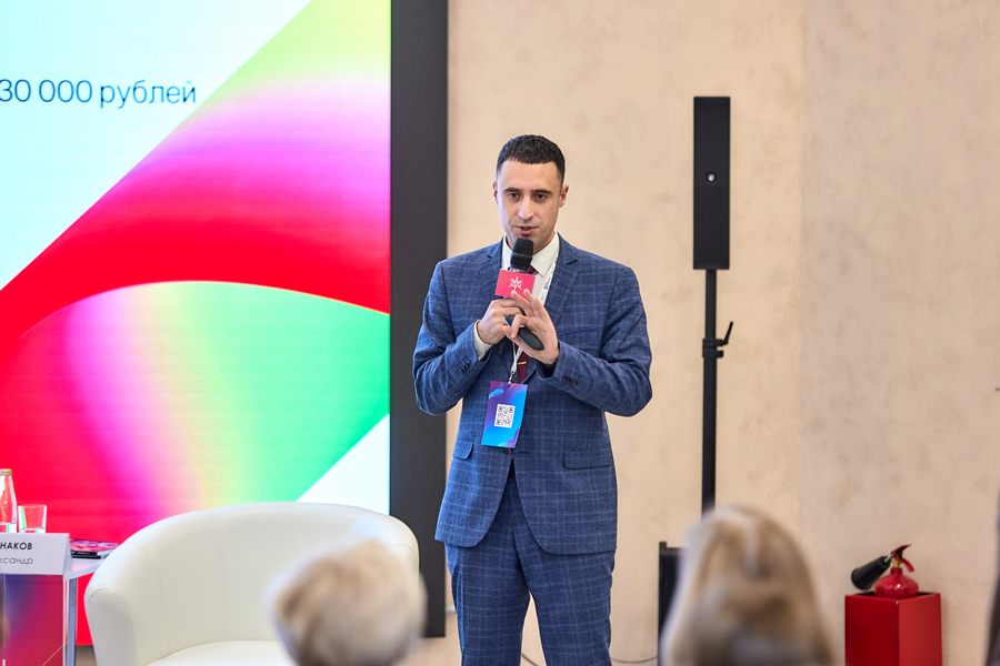 Спикер форума "Е-ХАБ 2026" Александр Минаков: суверенитет начинается со школы